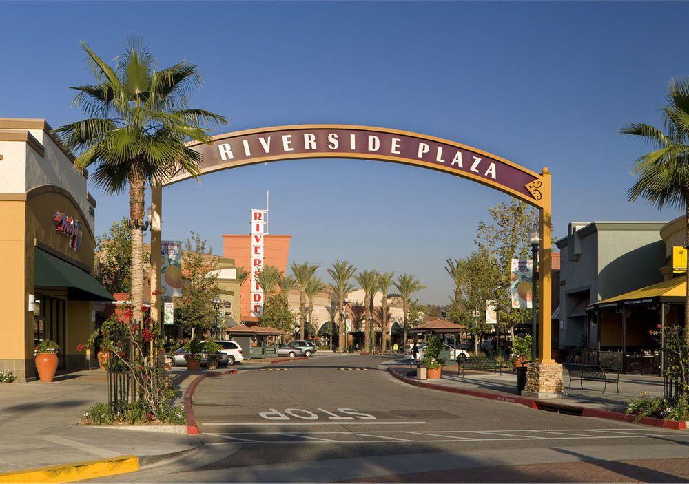 Courtyard By Marriott Riverside Ucr/Moreno Valley Area Екстериор снимка