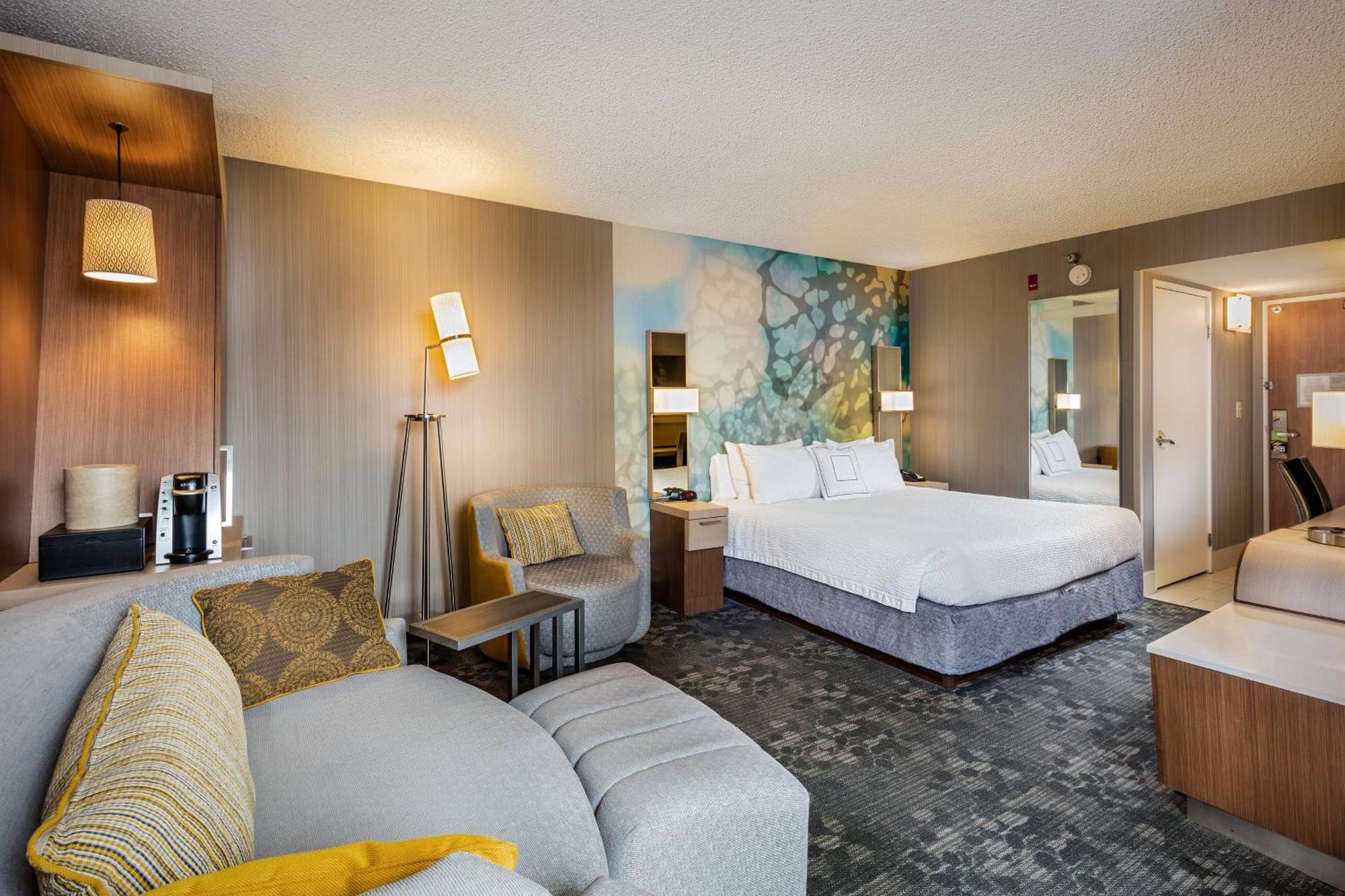 Courtyard By Marriott Riverside Ucr/Moreno Valley Area Екстериор снимка