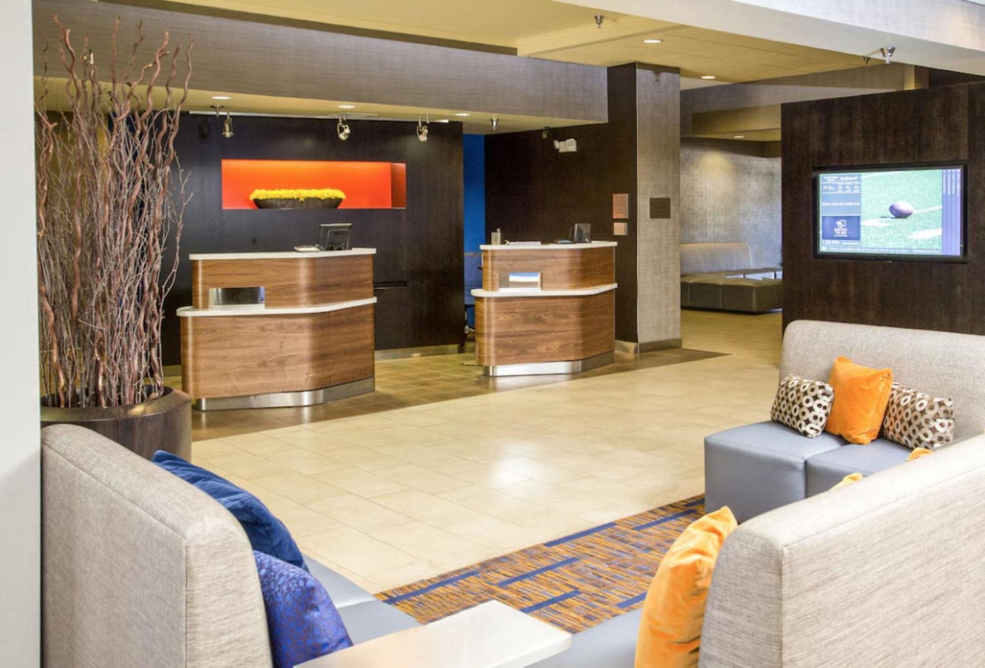 Courtyard By Marriott Riverside Ucr/Moreno Valley Area Екстериор снимка